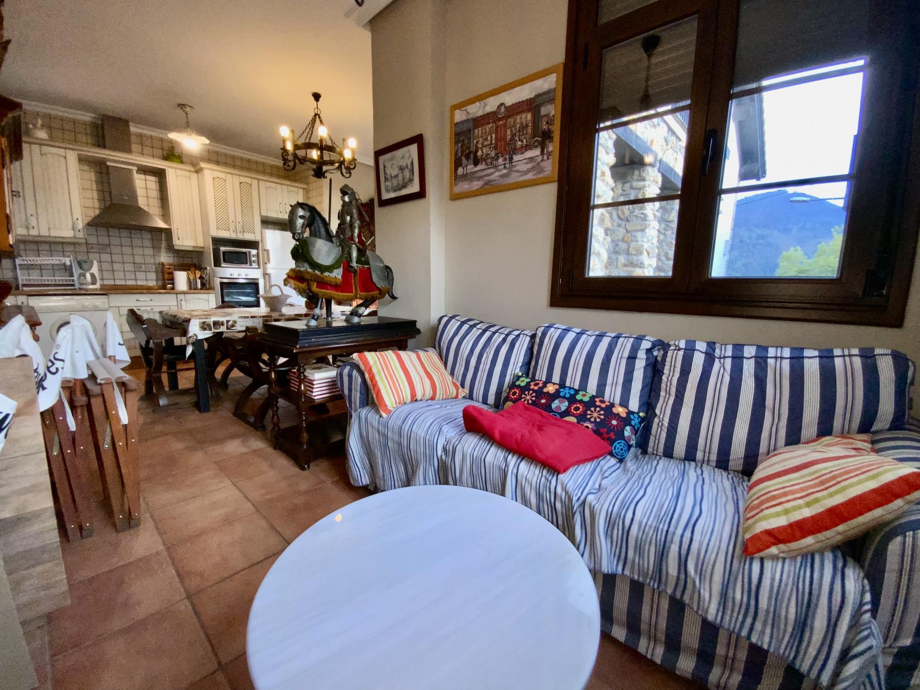 Venta de casa en Nava