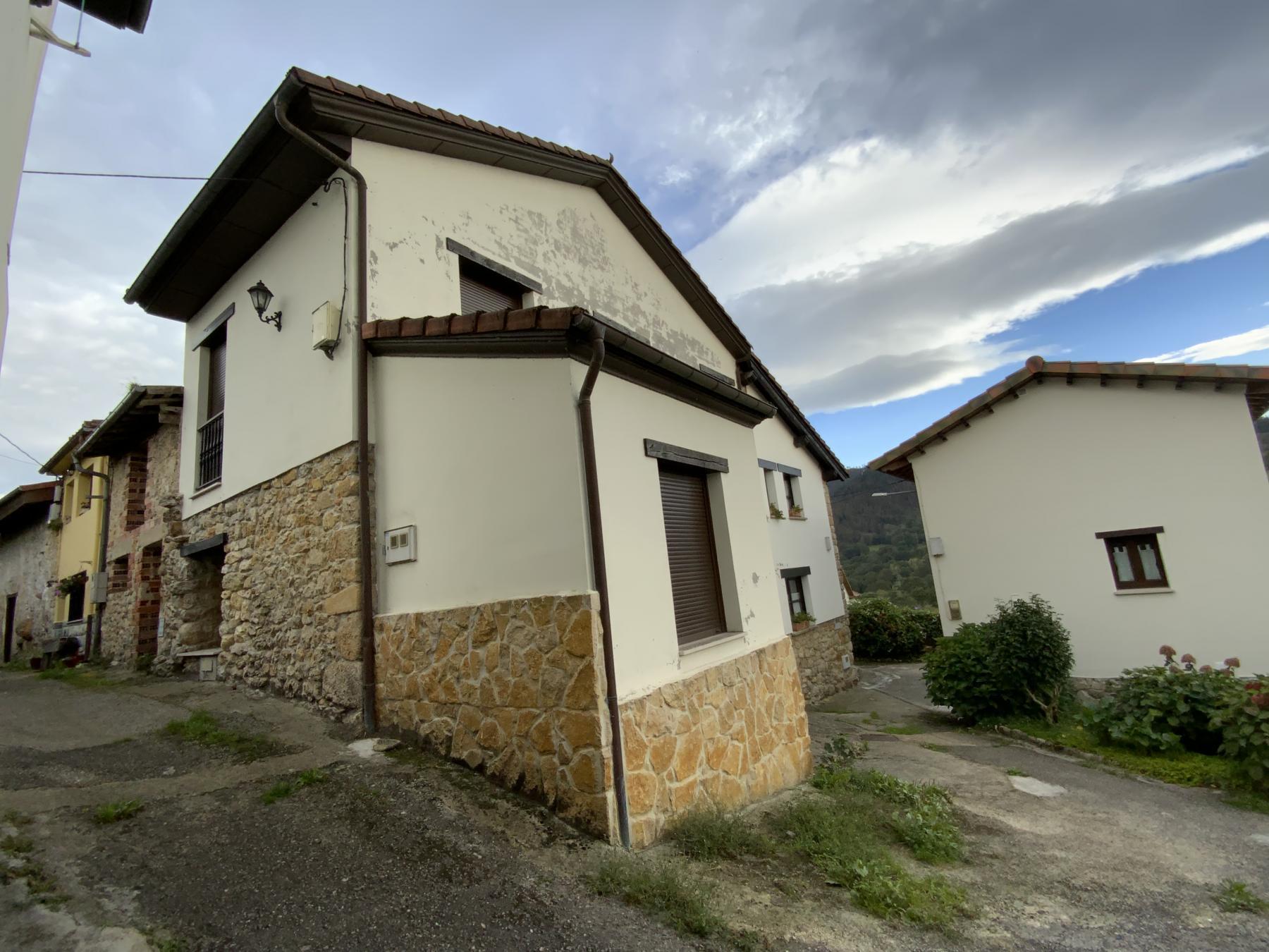 Venta de casa en Nava