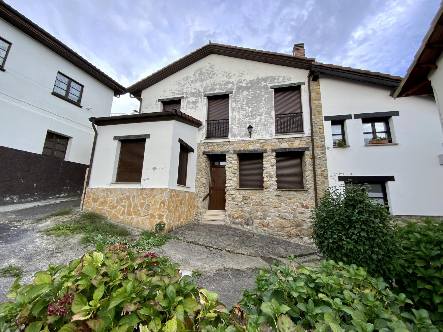 Venta de casa en Nava