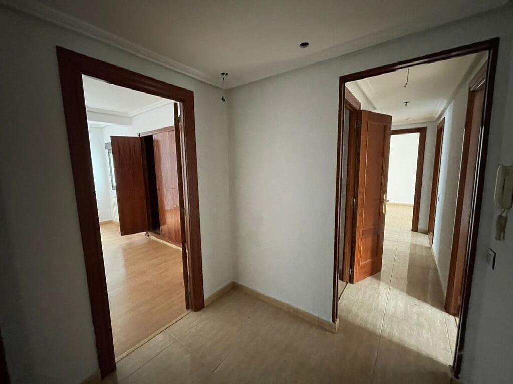 For sale of flat in Siero