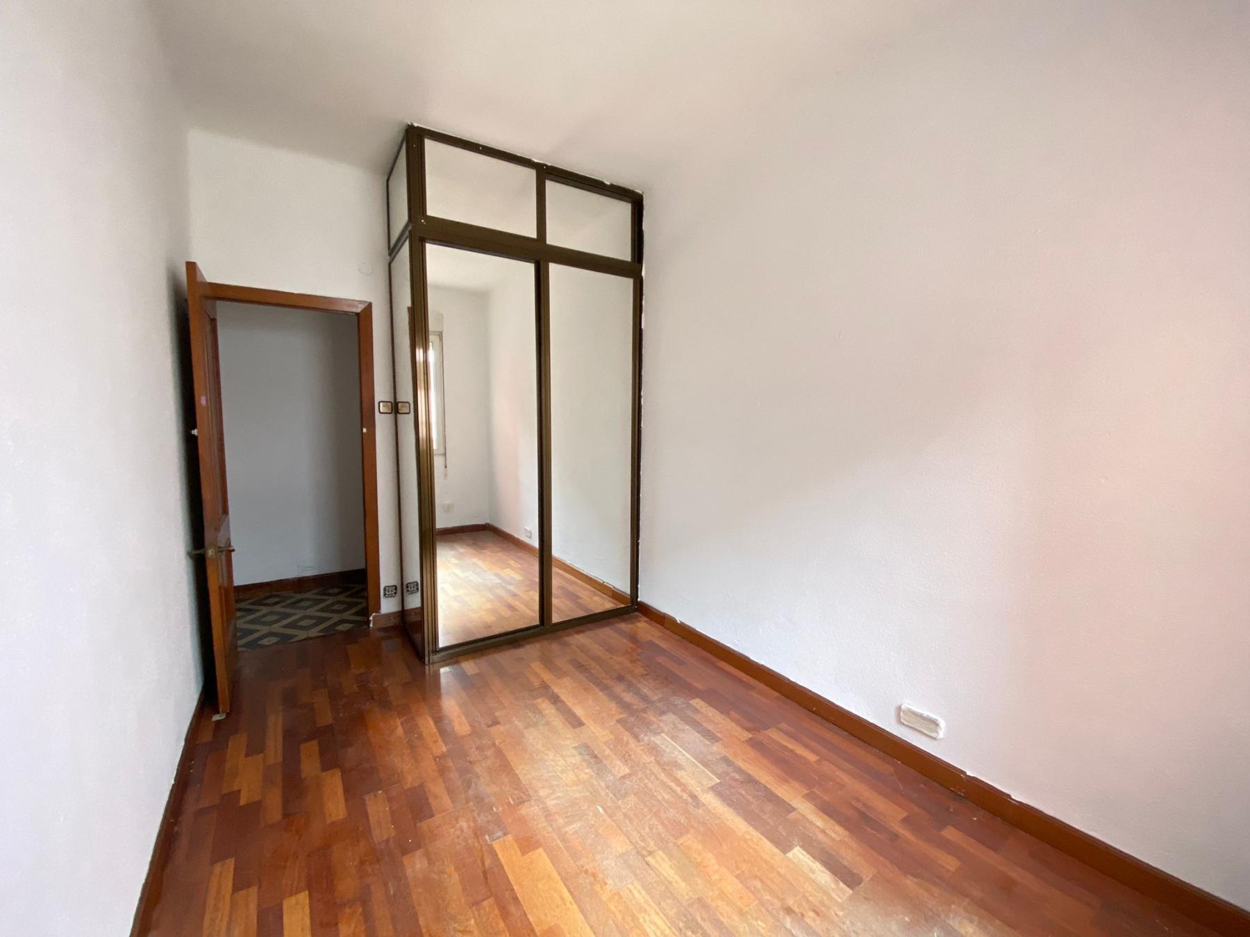 For sale of flat in Santander