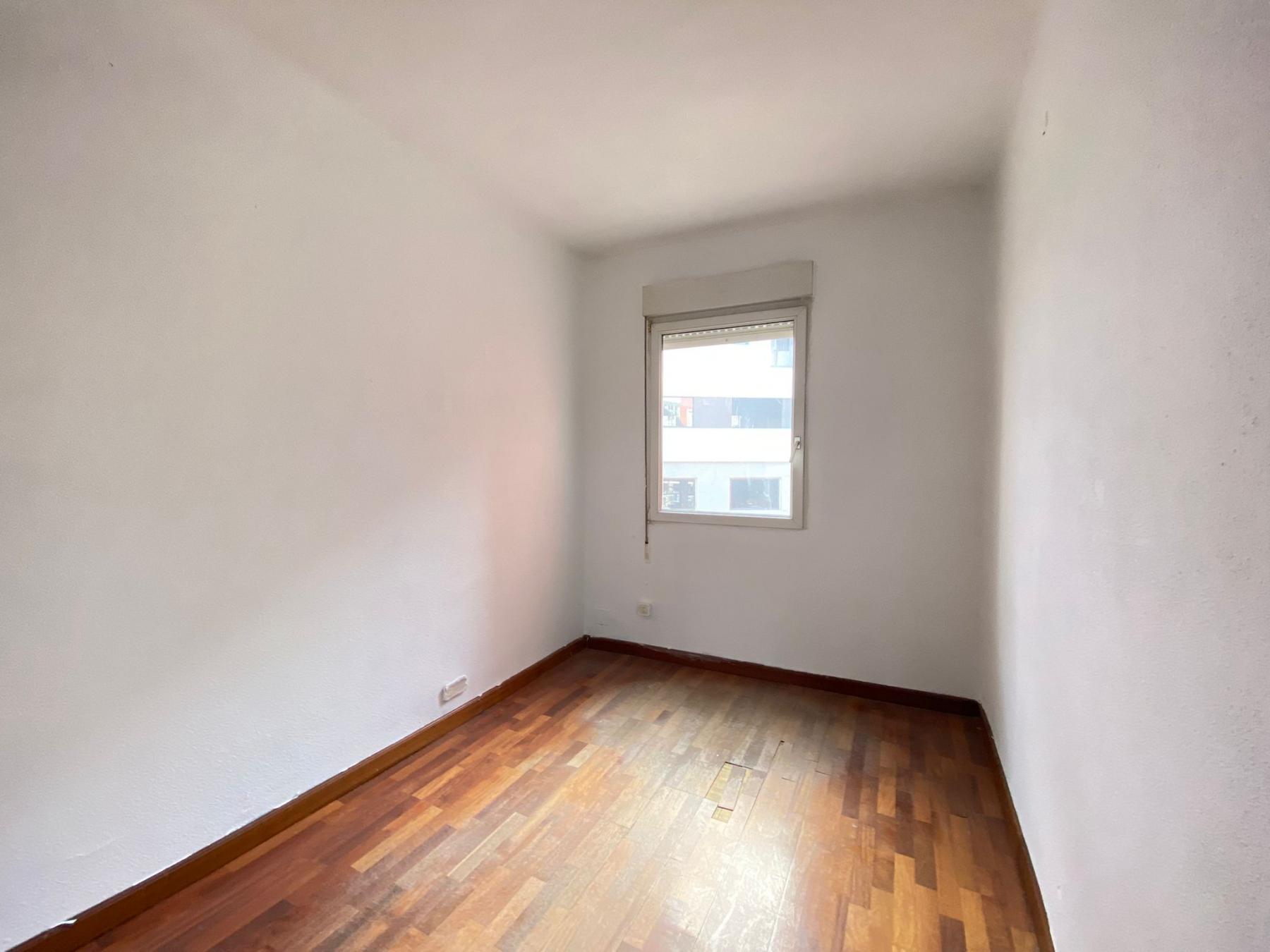 For sale of flat in Santander