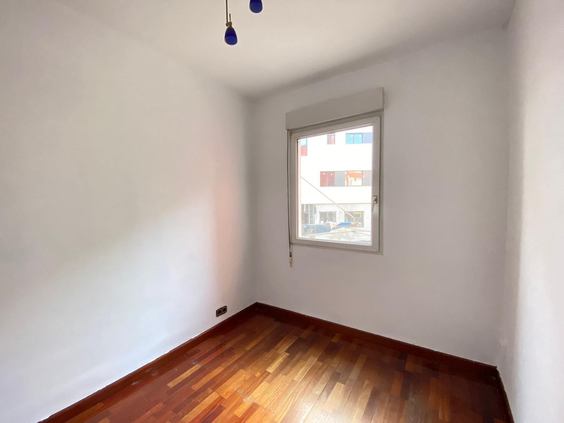 For sale of flat in Santander