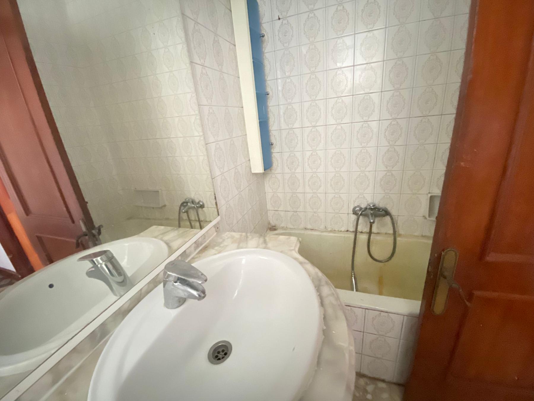 For sale of flat in Santander
