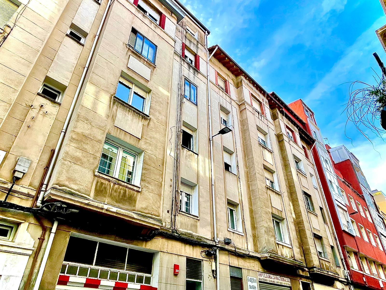 For sale of flat in Santander