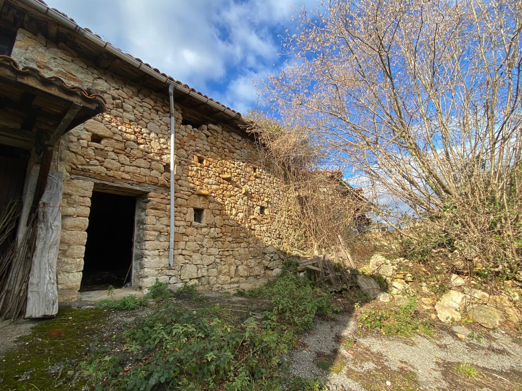 For sale of recreation property in Morcín