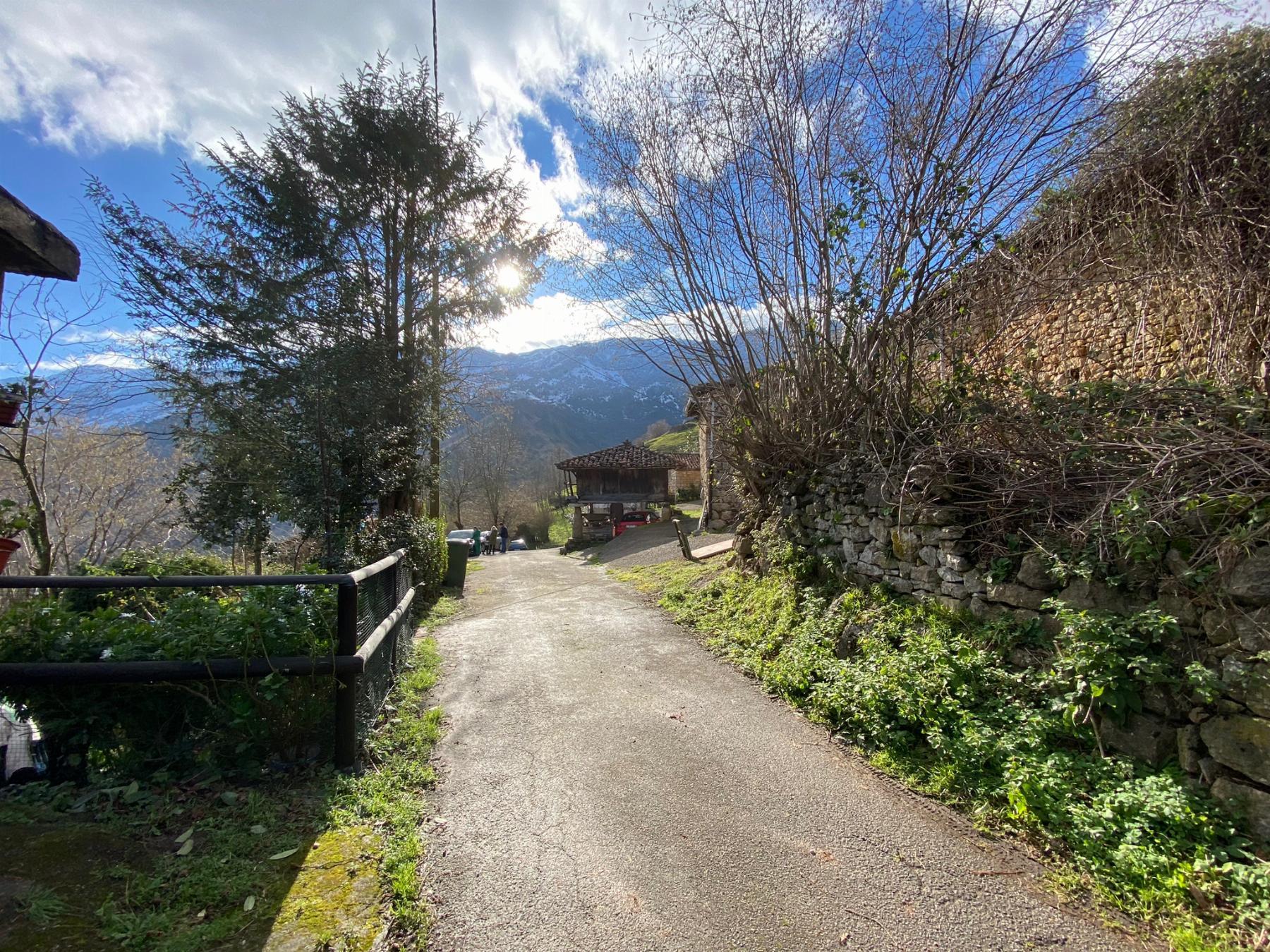 For sale of recreation property in Morcín