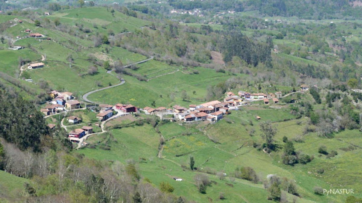 Venta de casa en Piloña