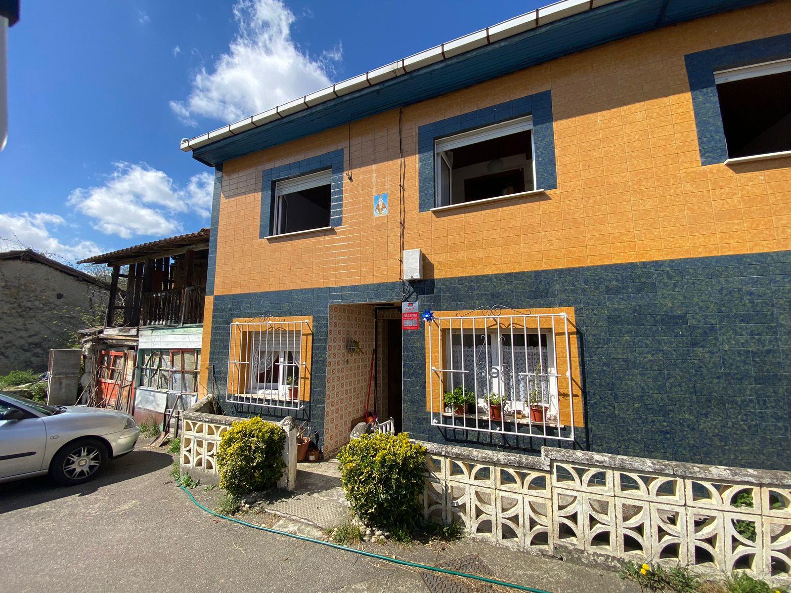 Venta de casa en Piloña