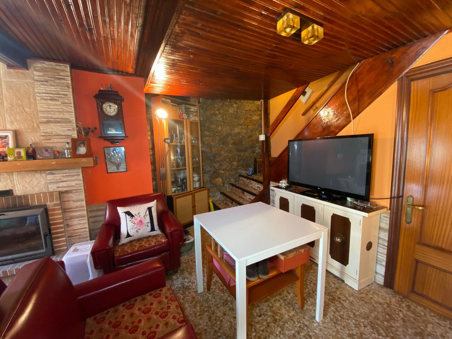 Venta de casa en Piloña