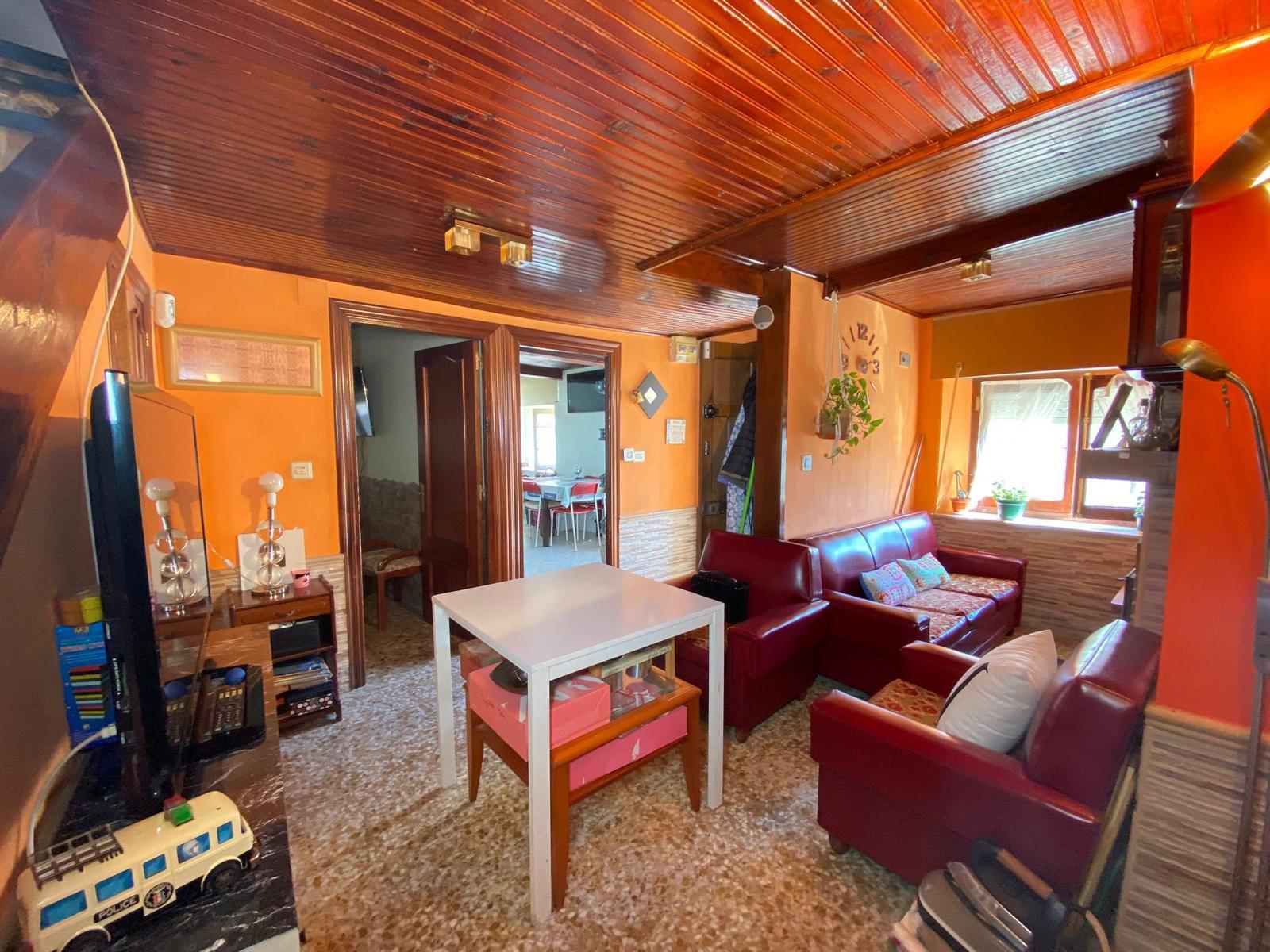 Venta de casa en Piloña