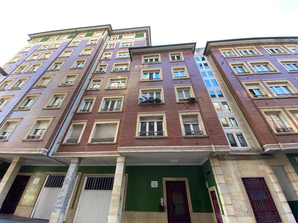 For sale of flat in Siero