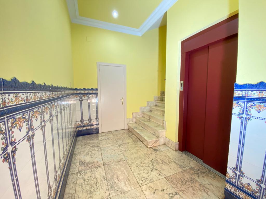 For sale of flat in Siero