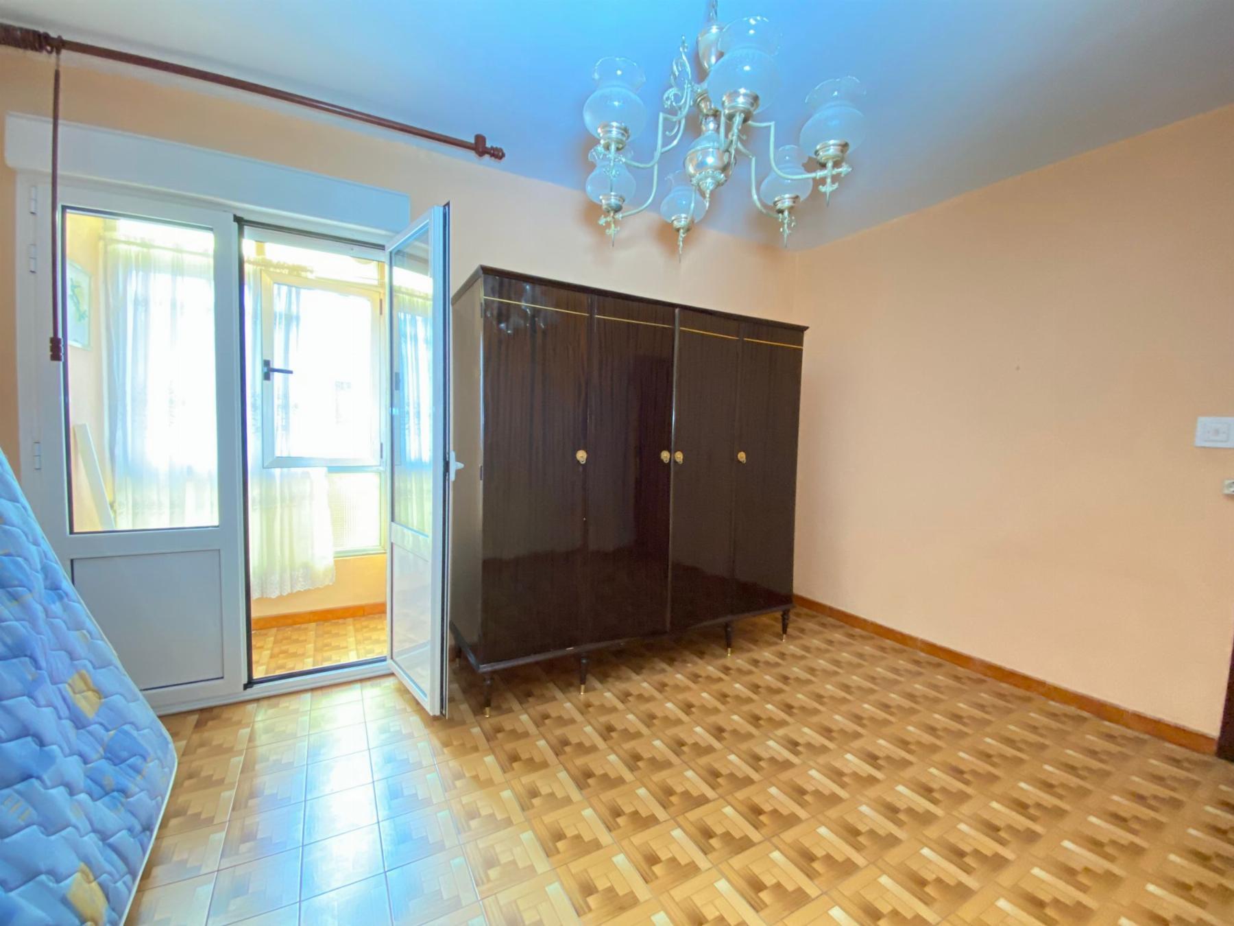 For sale of flat in San Martín del Rey Aurelio