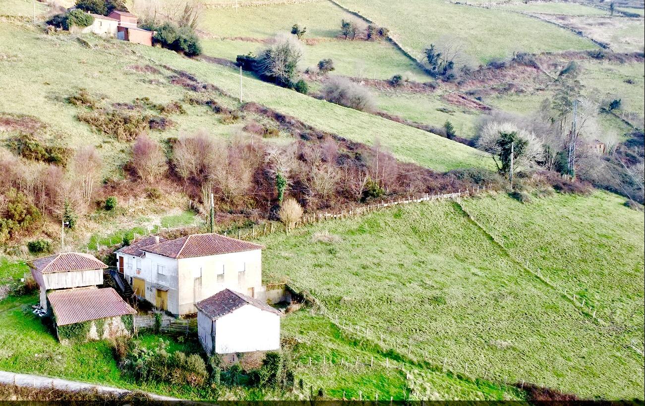 For sale of house in Salas Concejo