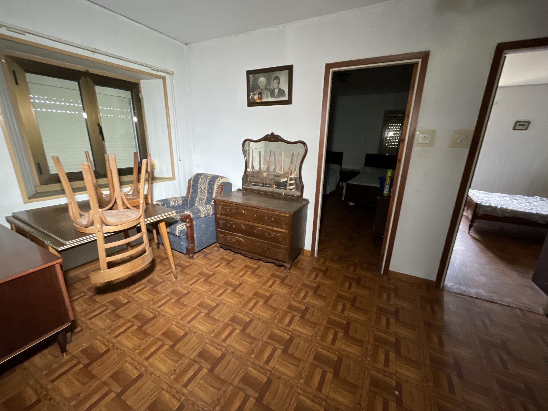 For sale of house in Salas Concejo