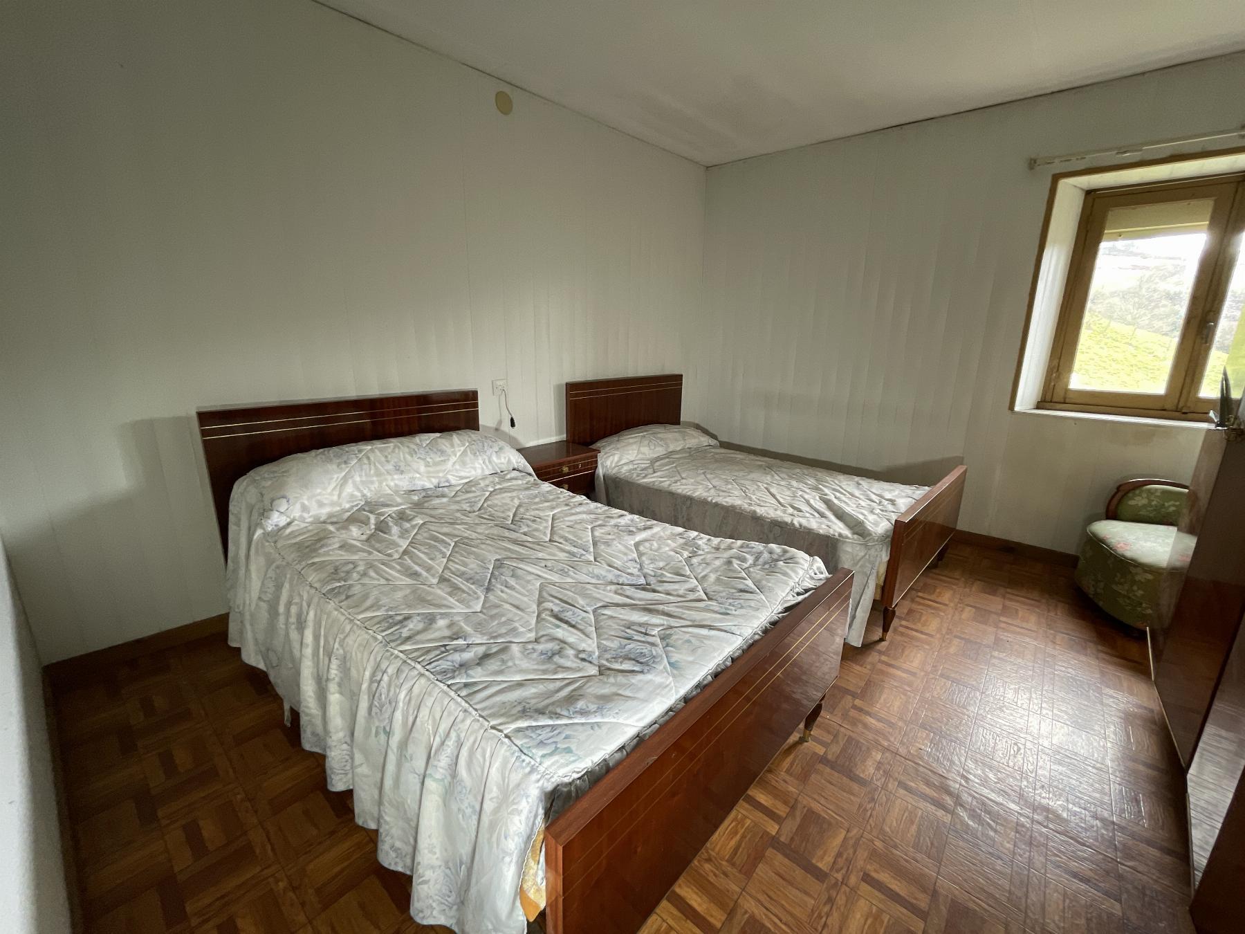 For sale of house in Salas Concejo