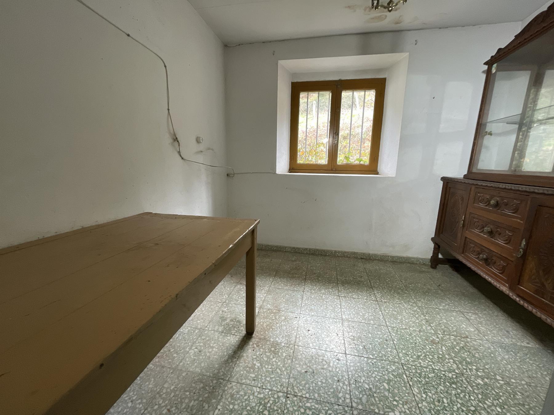 For sale of house in Salas Concejo
