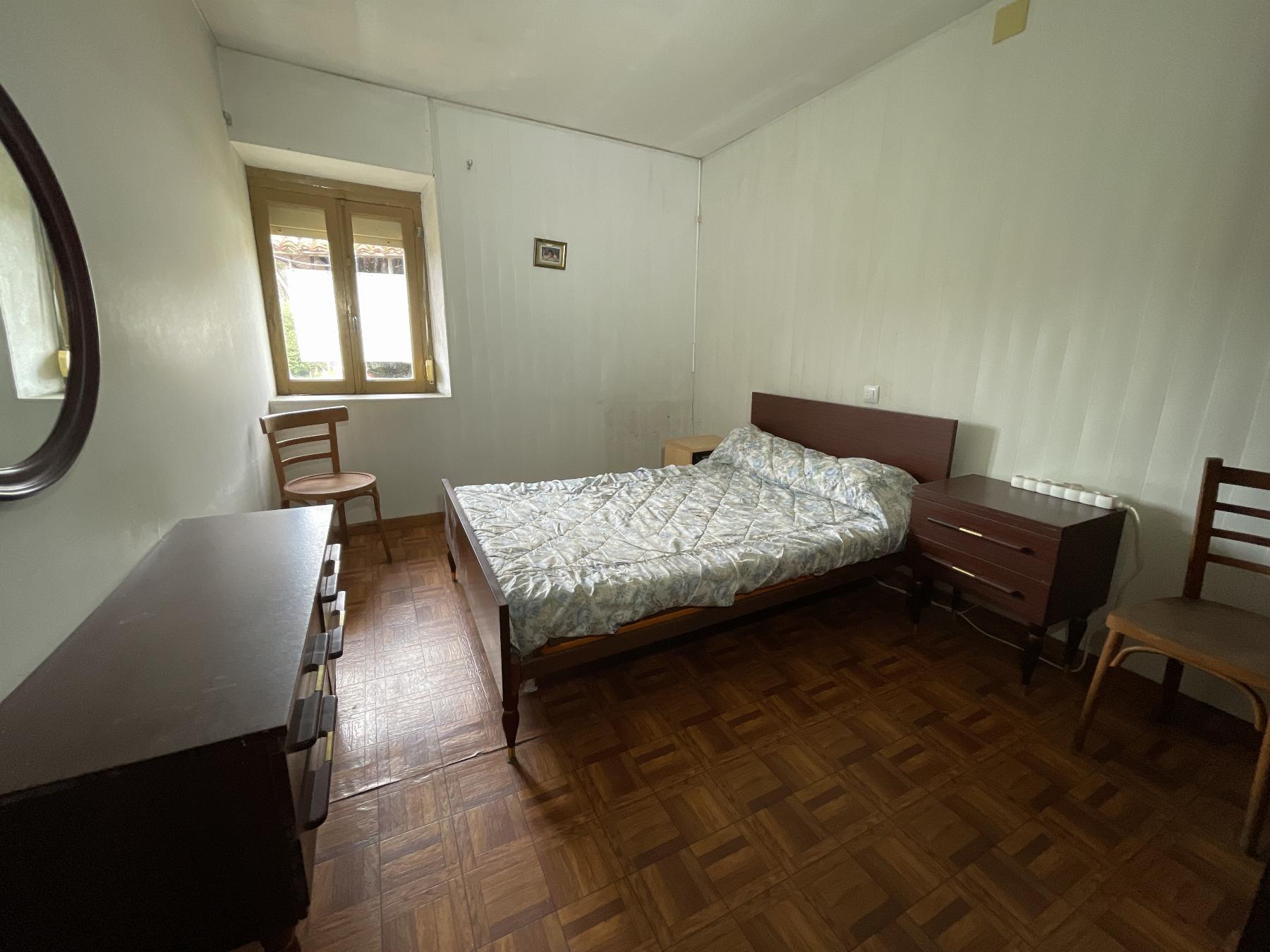 For sale of house in Salas Concejo