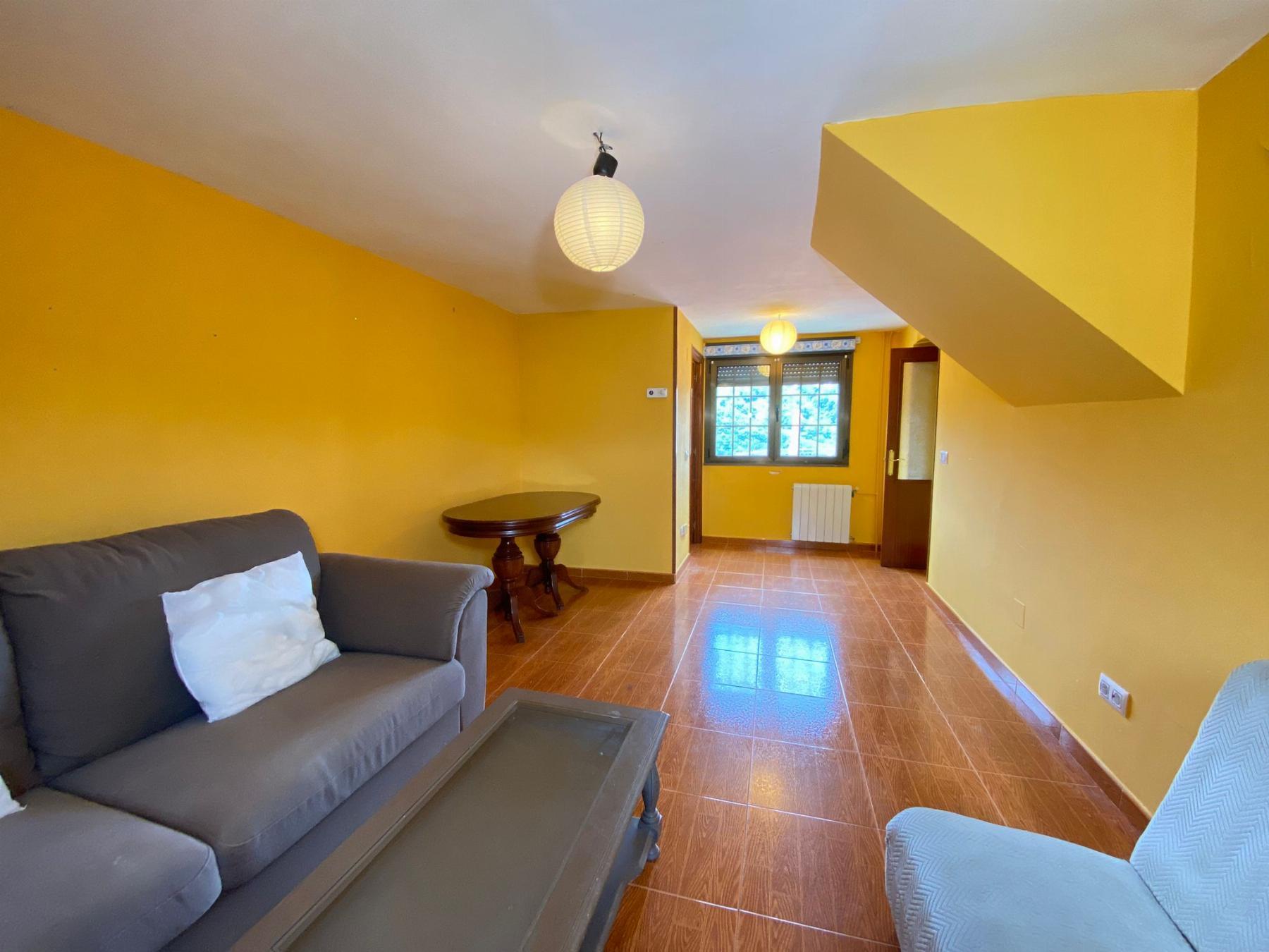 For sale of house in Bimenes