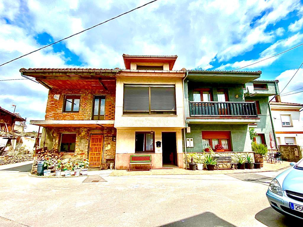 Venta de casa en Siero
