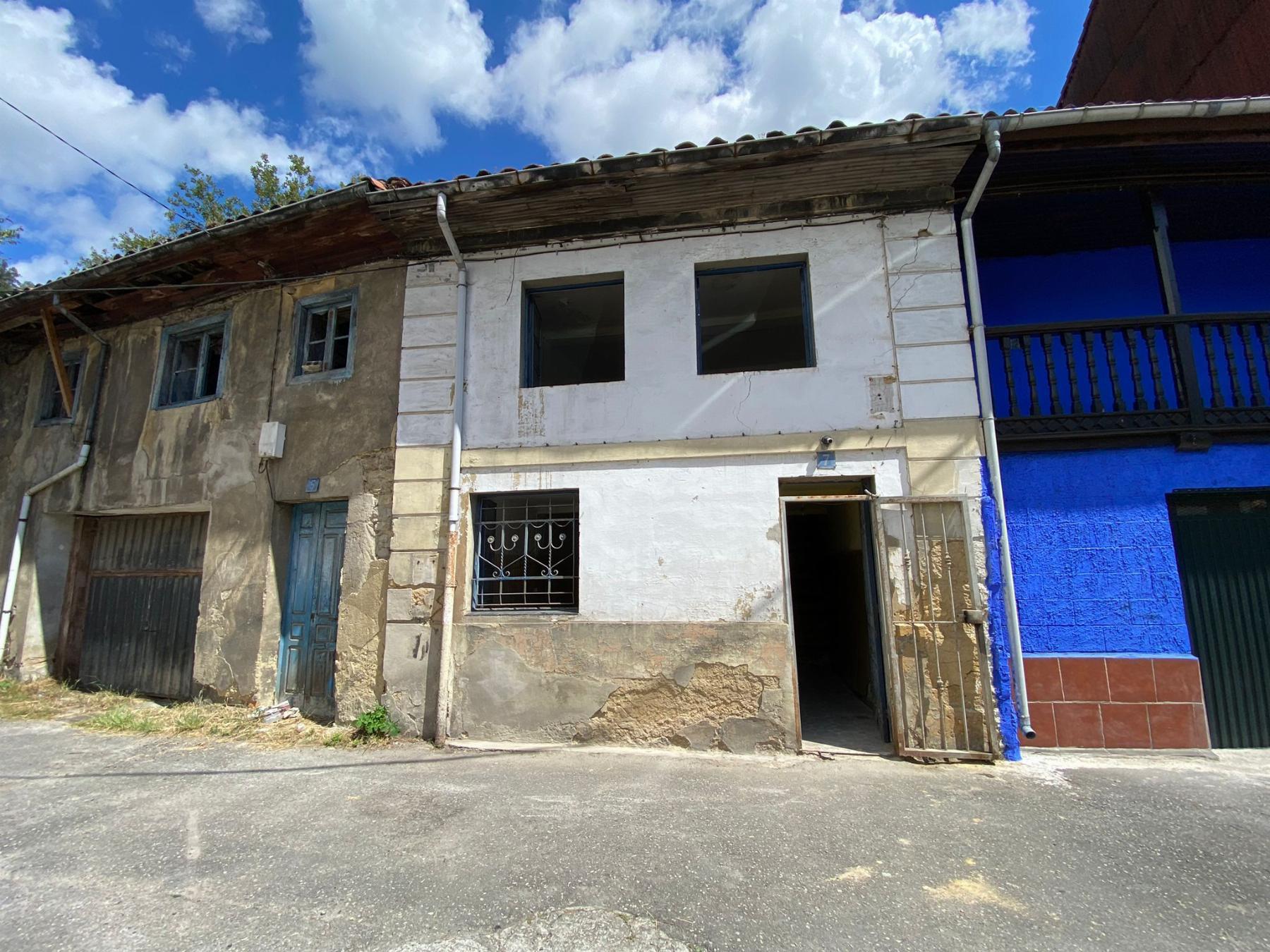 For sale of house in San Martín del Rey Aurelio