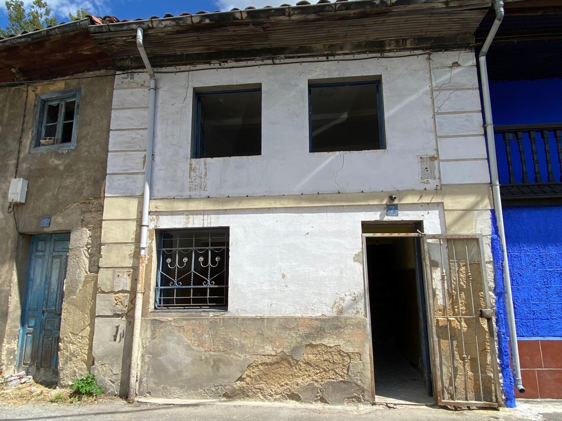 For sale of house in San Martín del Rey Aurelio
