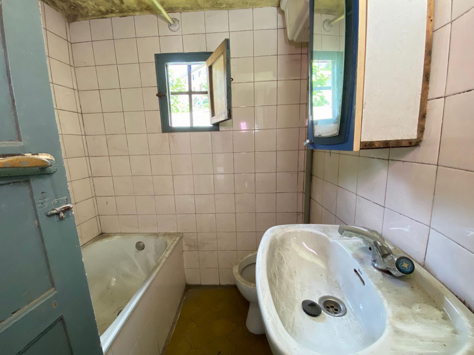 For sale of house in San Martín del Rey Aurelio
