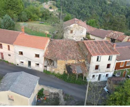 Venta de casa en San Martín del Rey Aurelio