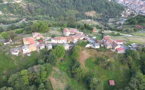 Venta de casa en San Martín del Rey Aurelio