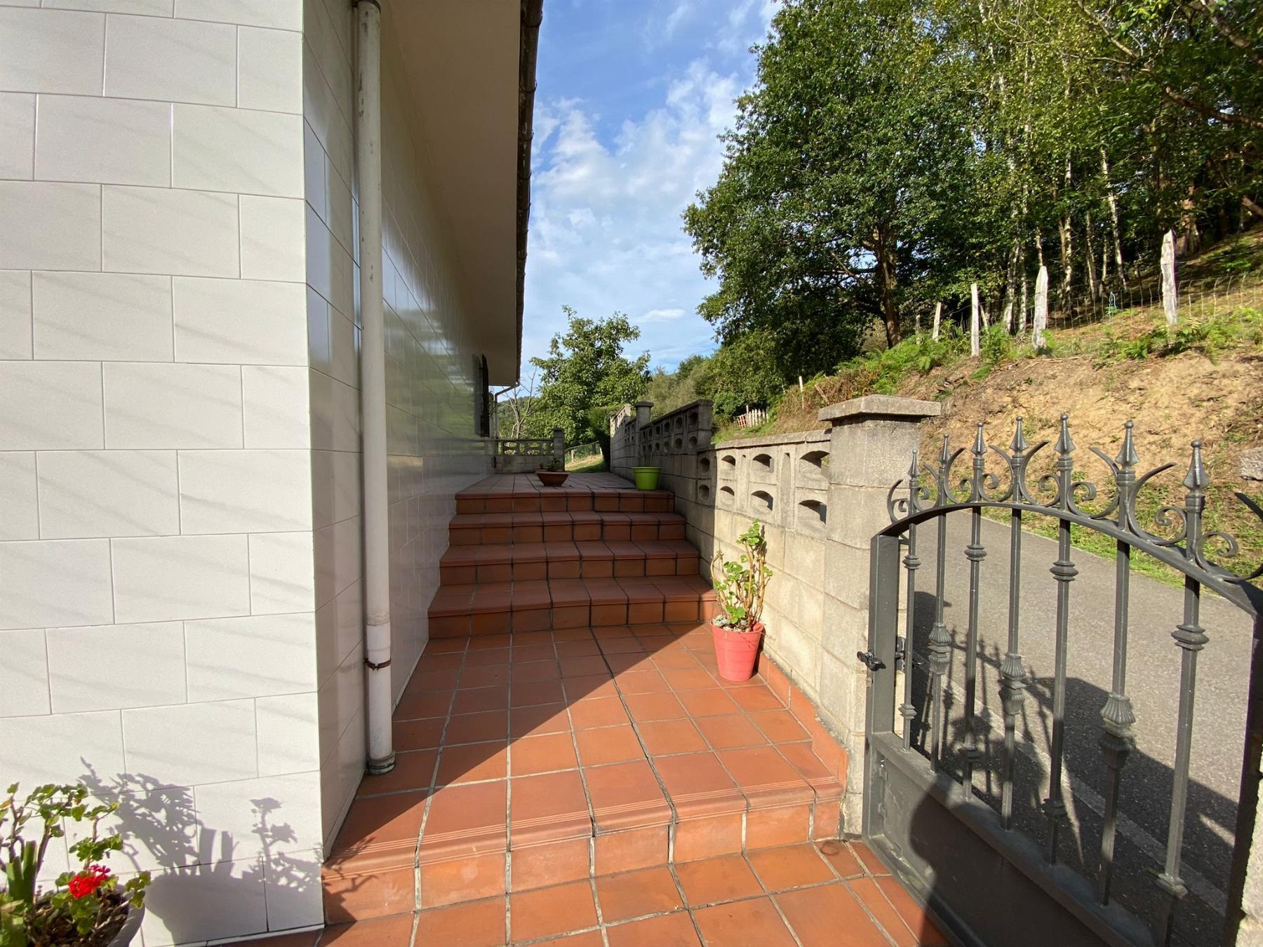 For sale of house in Langreo