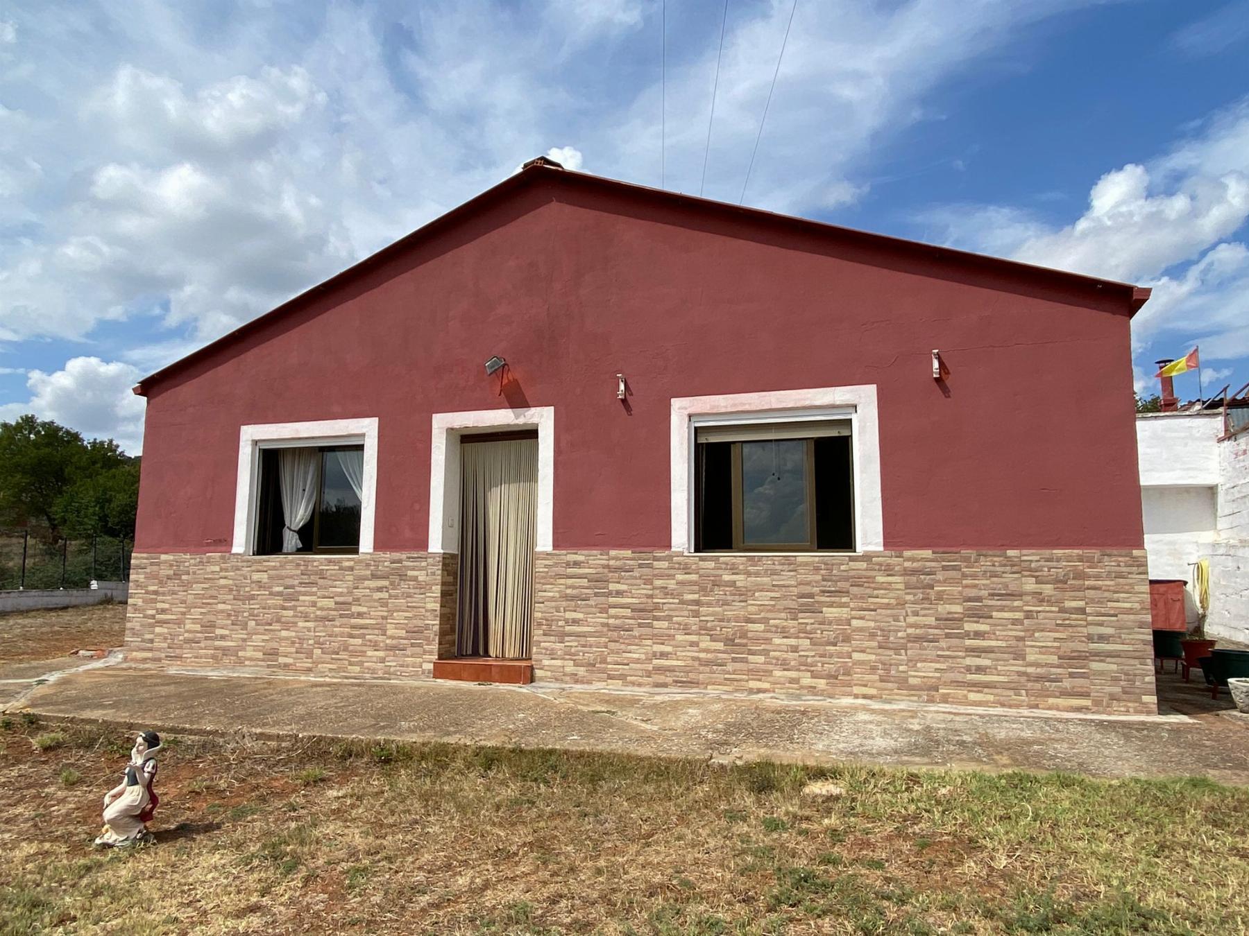 For sale of house in Acebedo
