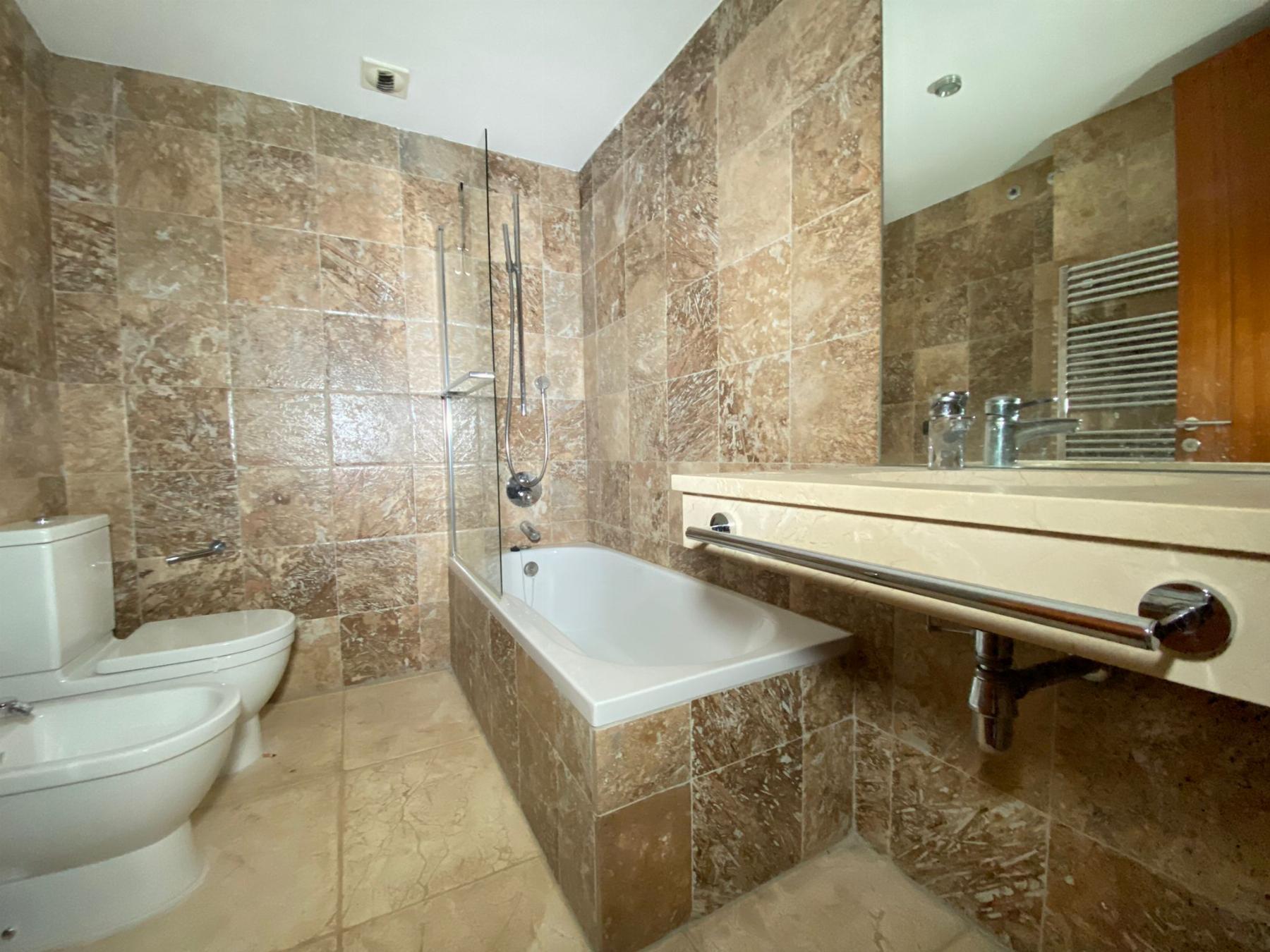 Venta de piso en Oviedo