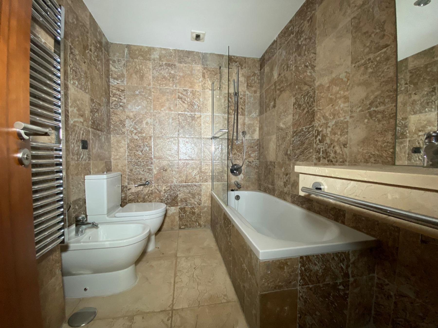 Venta de piso en Oviedo