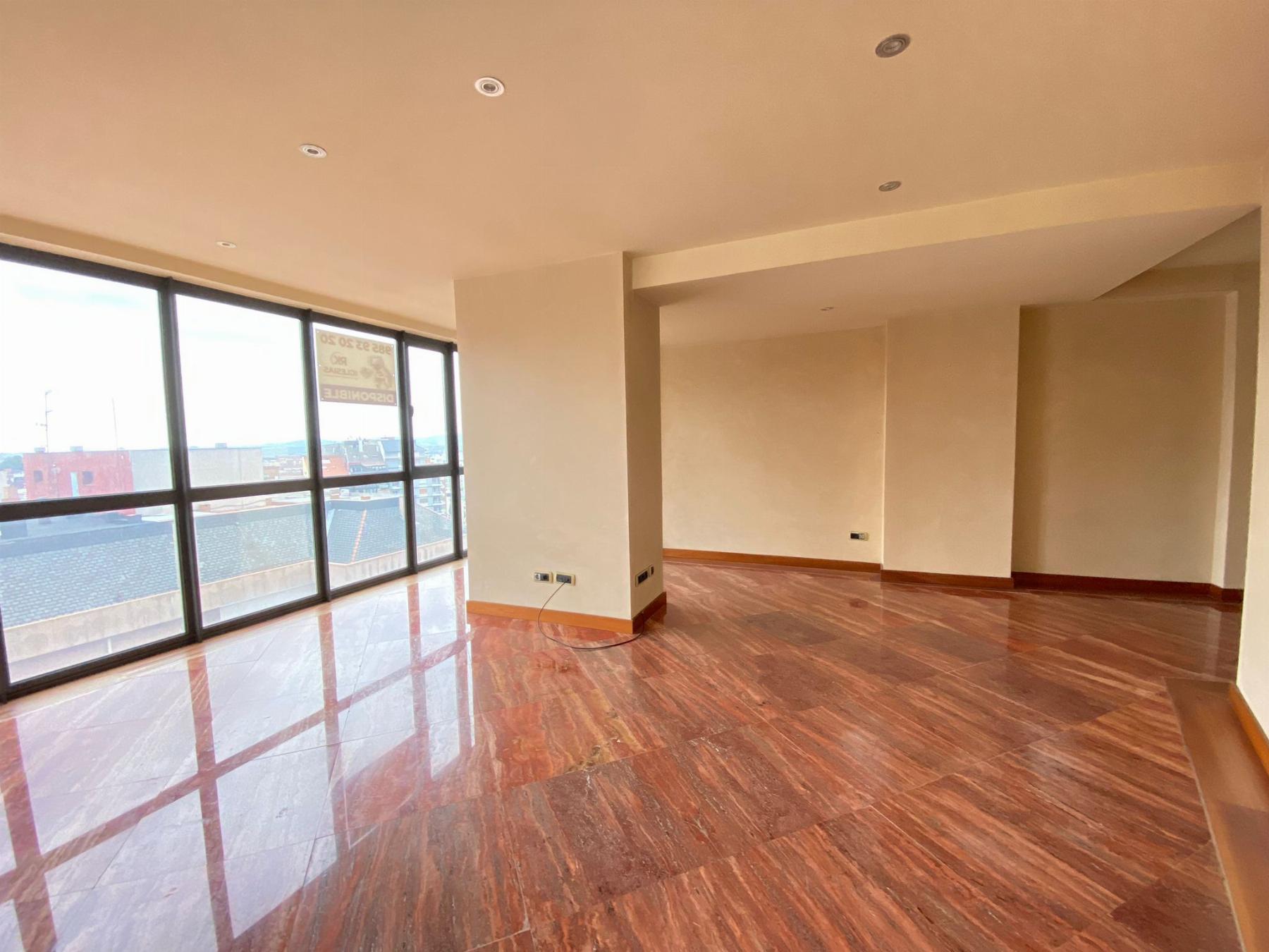 Venta de piso en Oviedo