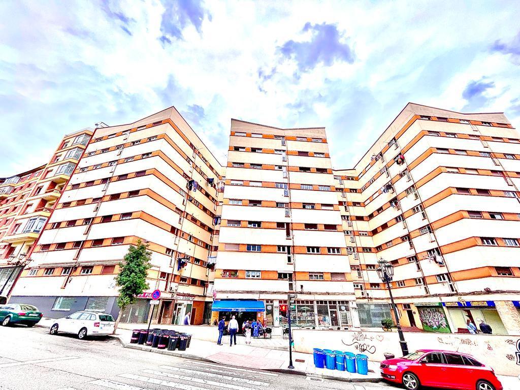 For sale of flat in Oviedo