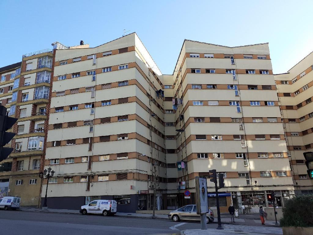 For sale of flat in Oviedo