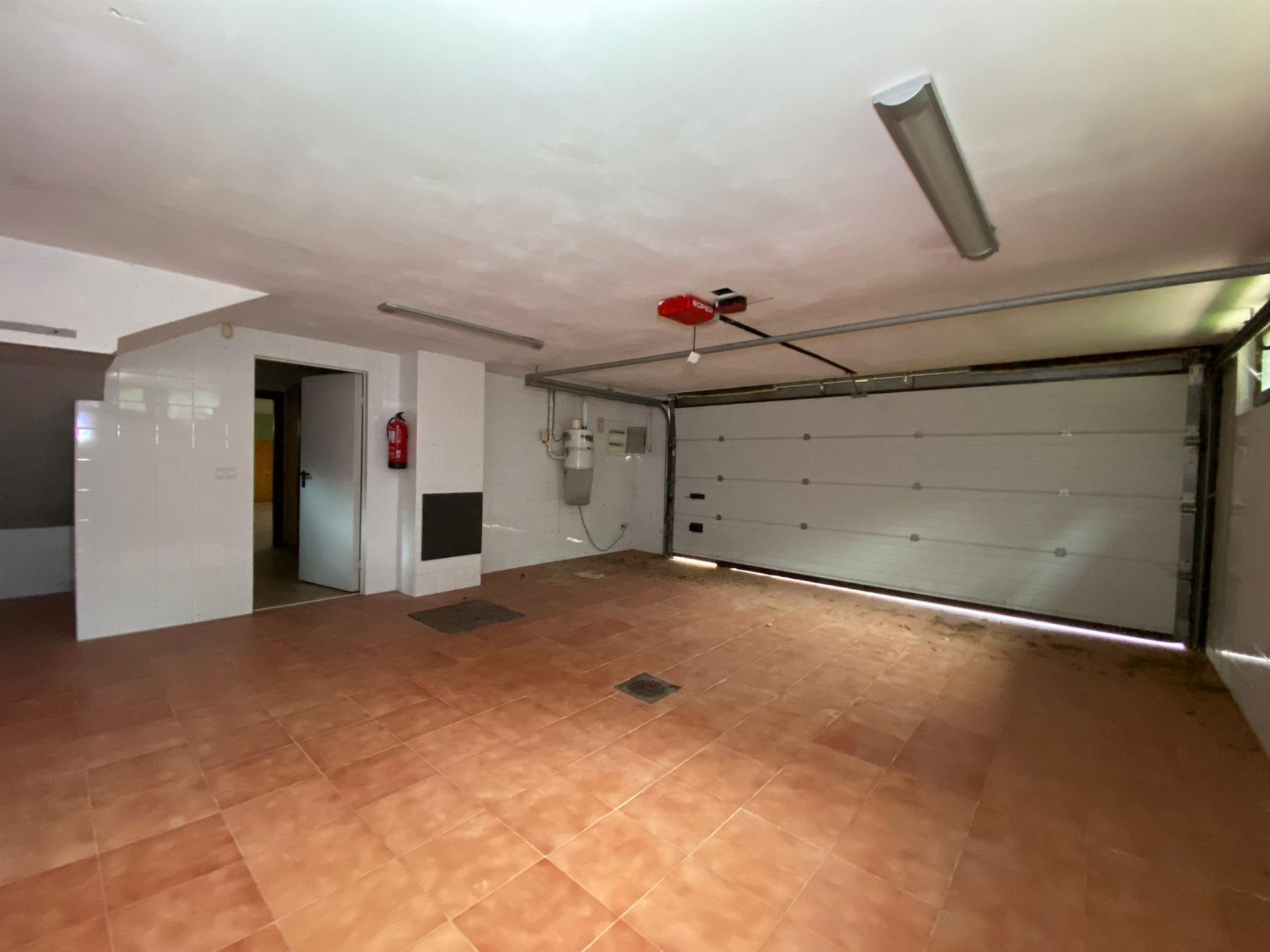 For sale of chalet in Oviedo
