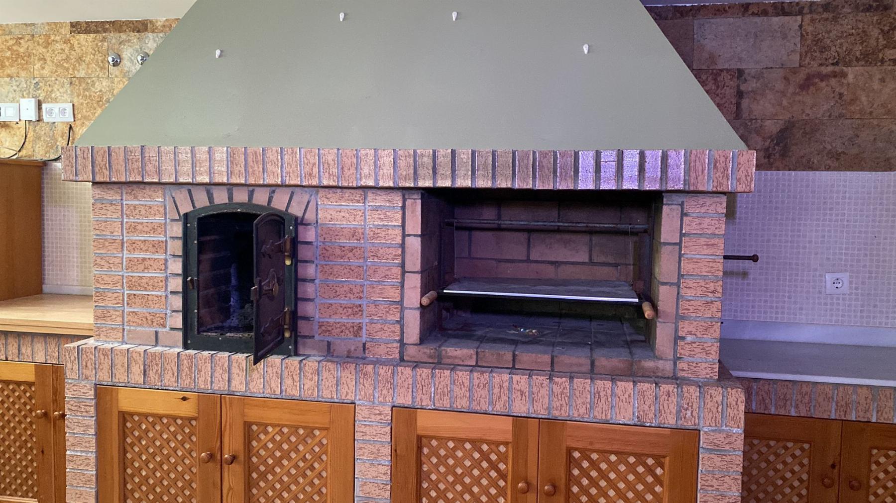 For sale of chalet in Oviedo