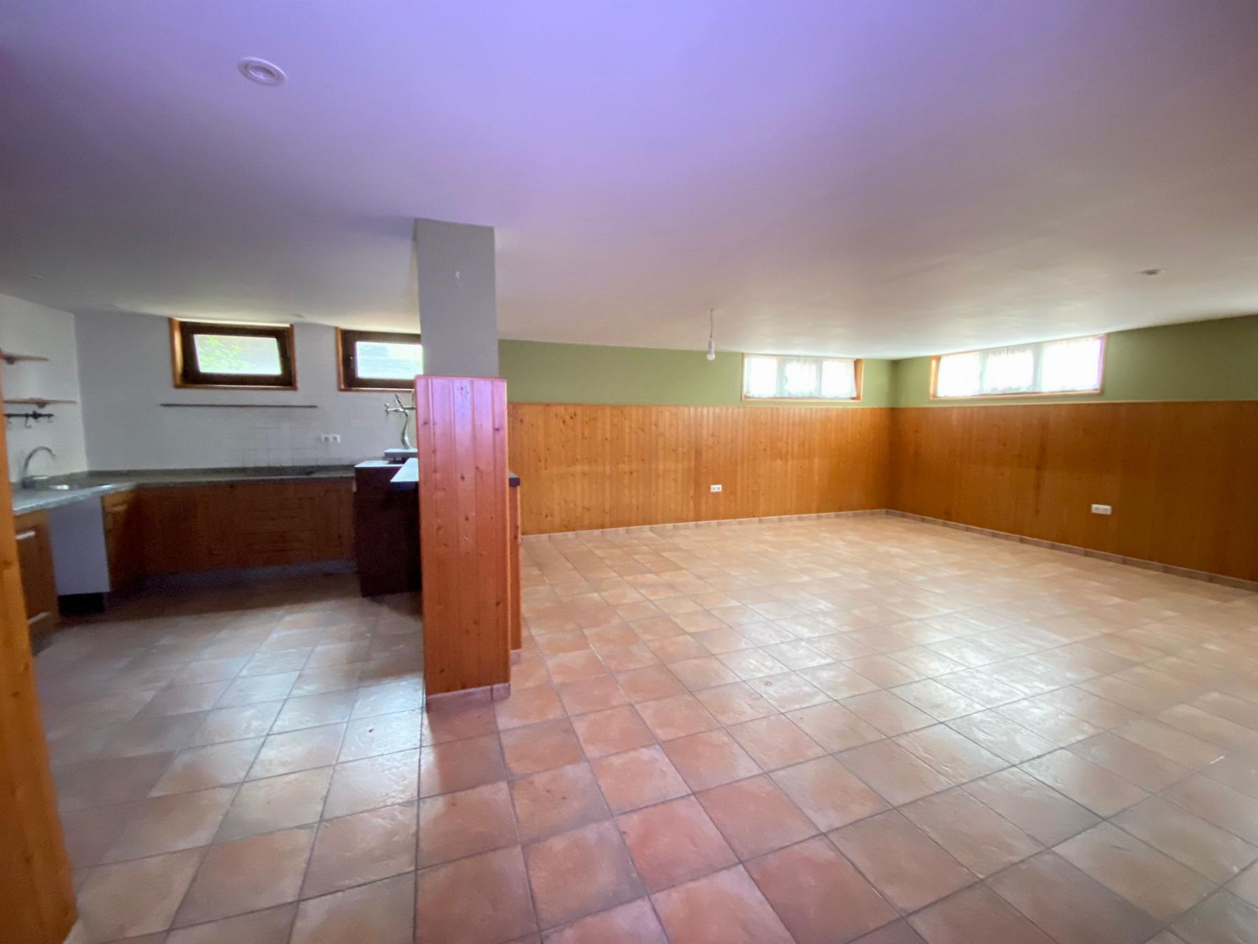 For sale of chalet in Oviedo