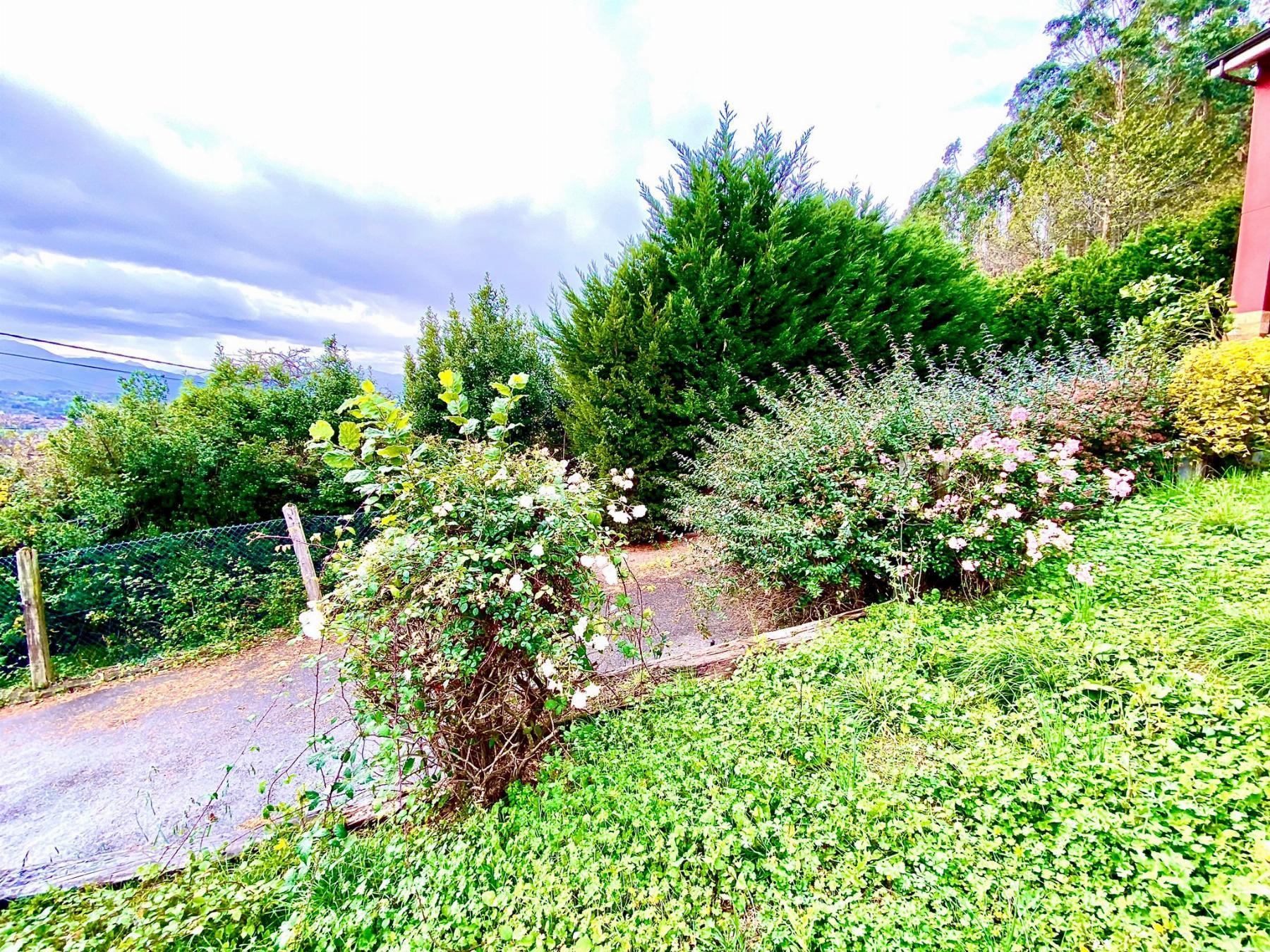 For sale of chalet in Oviedo