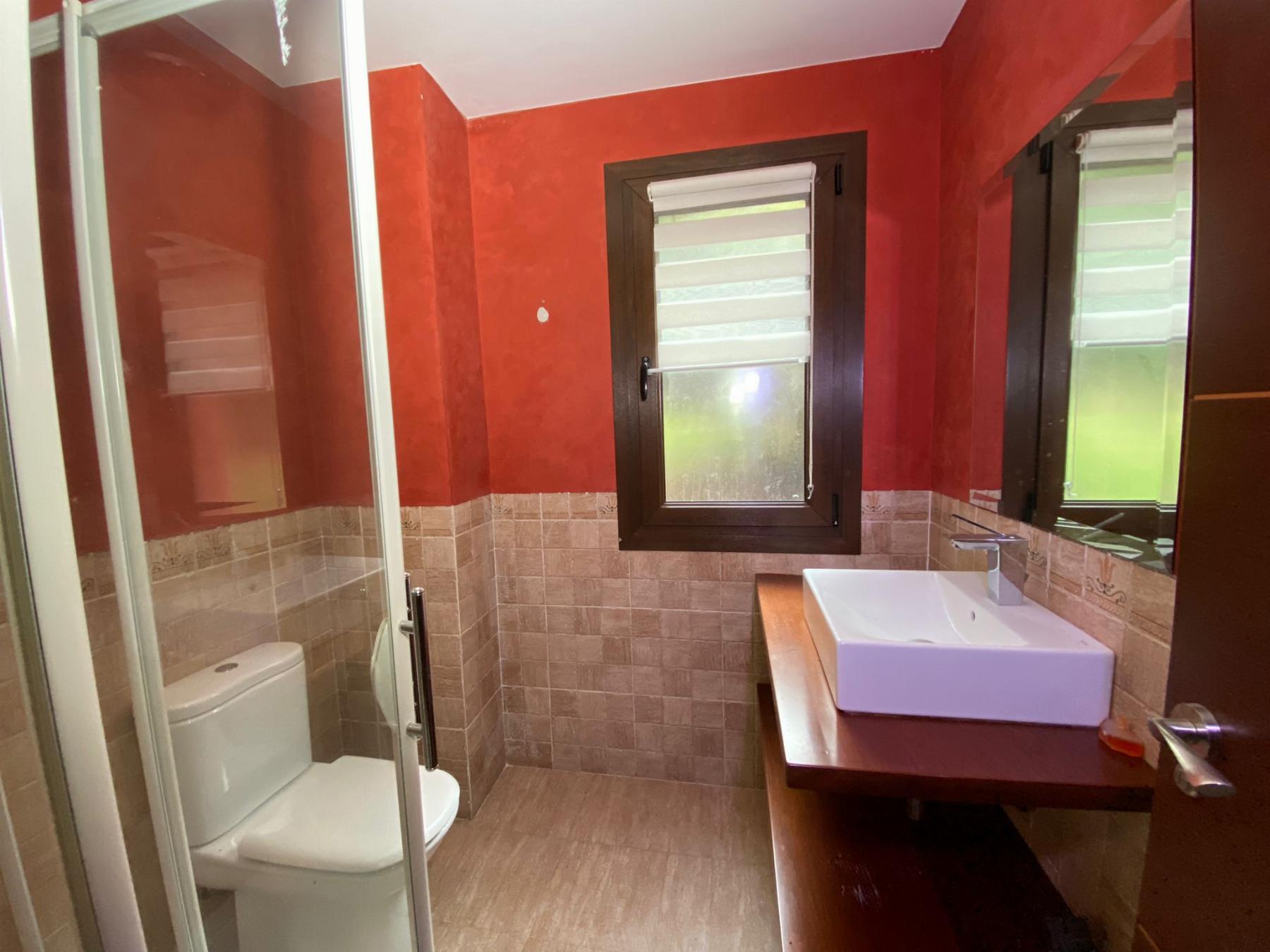 For sale of chalet in Oviedo
