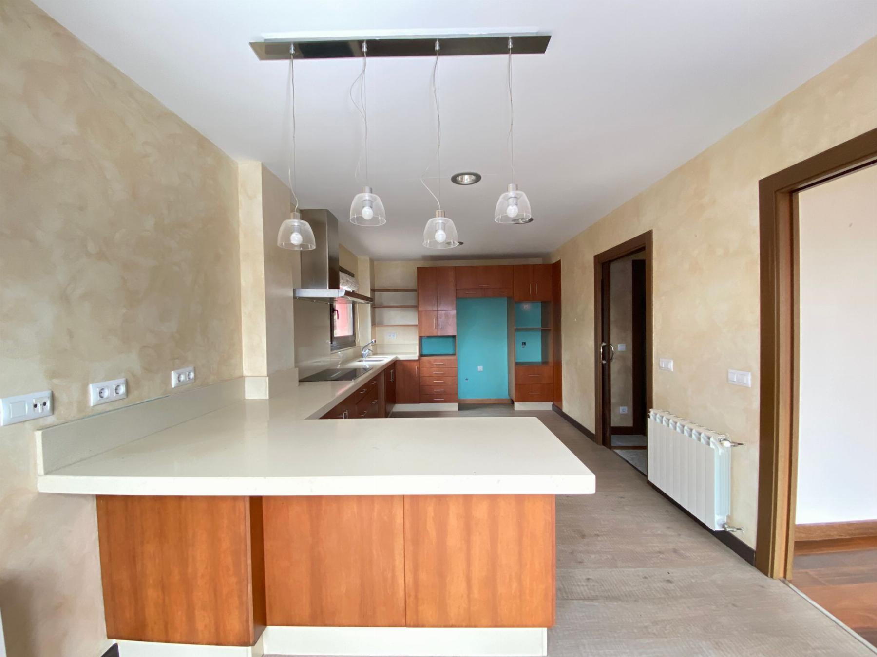 For sale of chalet in Oviedo