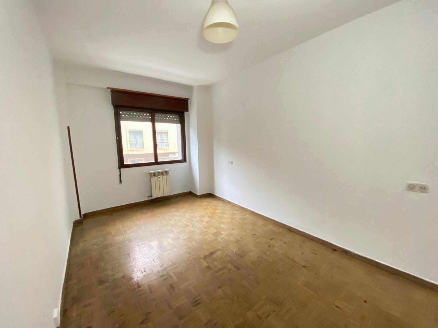 Venta de piso en Oviedo