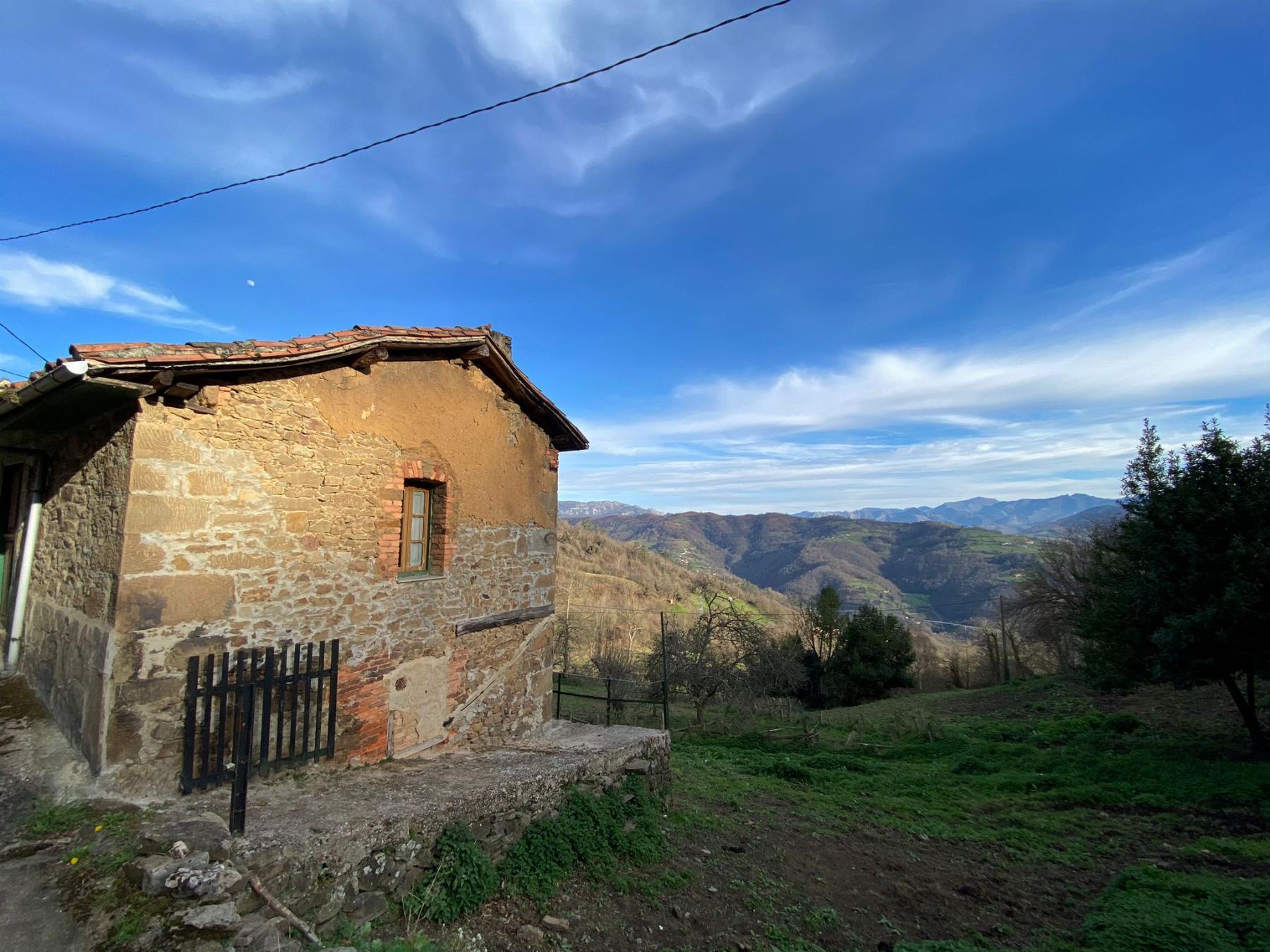 For sale of house in San Martín del Rey Aurelio