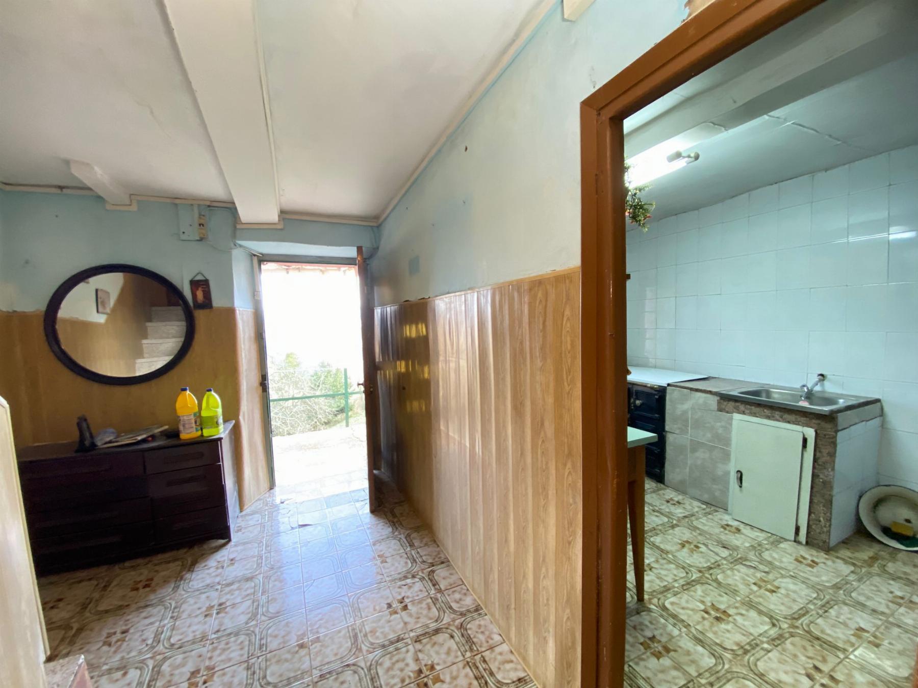 For sale of house in San Martín del Rey Aurelio