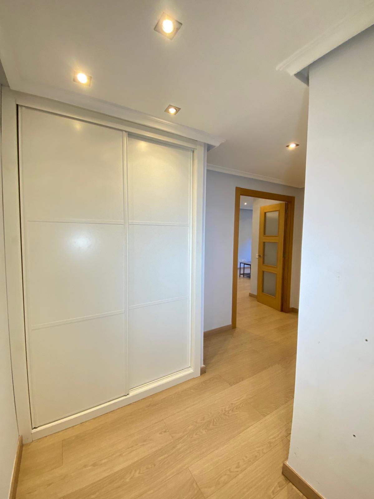 Venta de piso en San Martín del Rey Aurelio