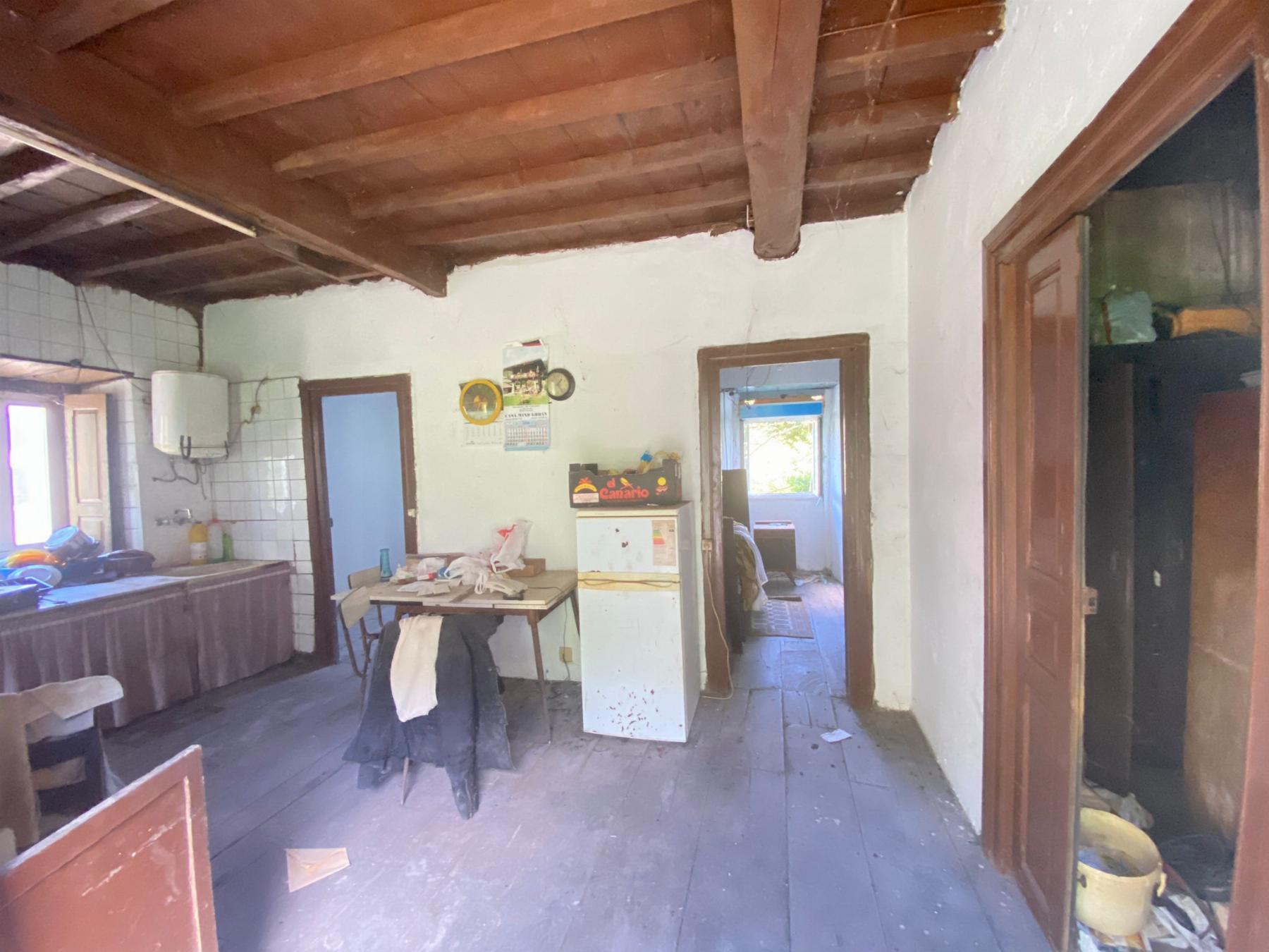 For sale of house in Salas Concejo