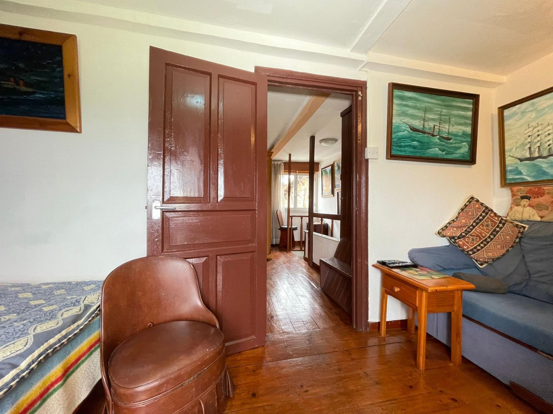 For sale of house in Bimenes