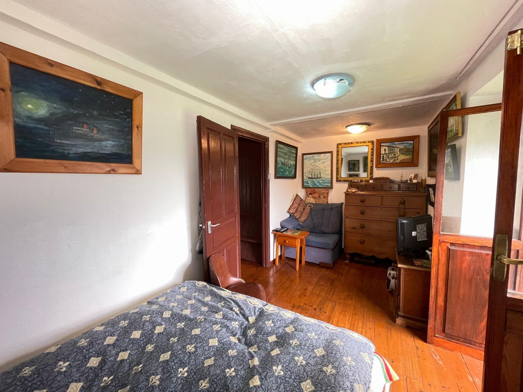 For sale of house in Bimenes